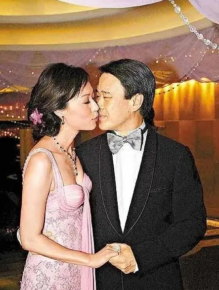 顾纪筠与陈仕炜:携手共度20年风雨,继子亲如己出