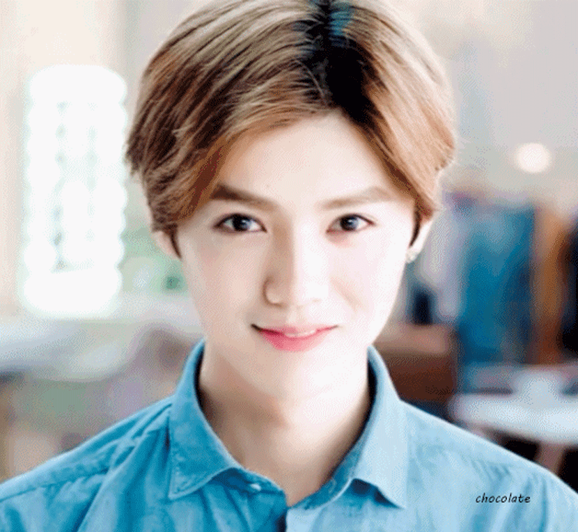 鹿晗那些年的超甜wink小合集 总是不经意间两只眼一起眨的可爱宝