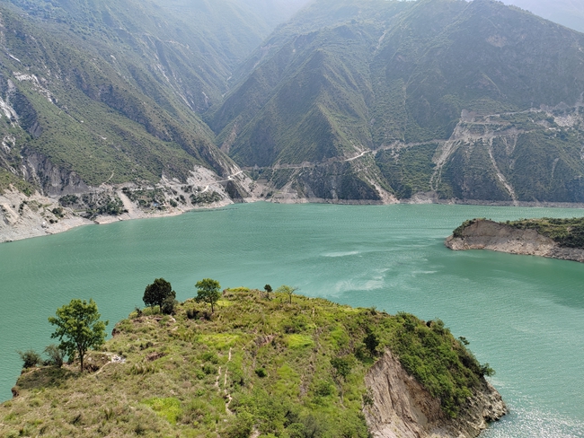 「大河奔腾看甘肃」白龙江:厚植生态底色 守护碧水清流
