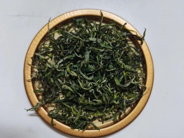 千岛湖茶品牌鸠坑毛尖迎来销售旺季板栗香是独特的味道