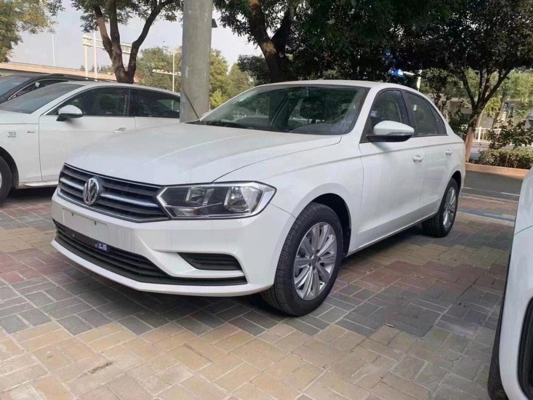 若以宝来·纯电2020款尚pro车型为例,其官方指导价格为146800元.