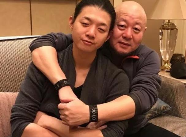 《大花轿》火风力挺儿子霍尊,网友:有其父必有其子