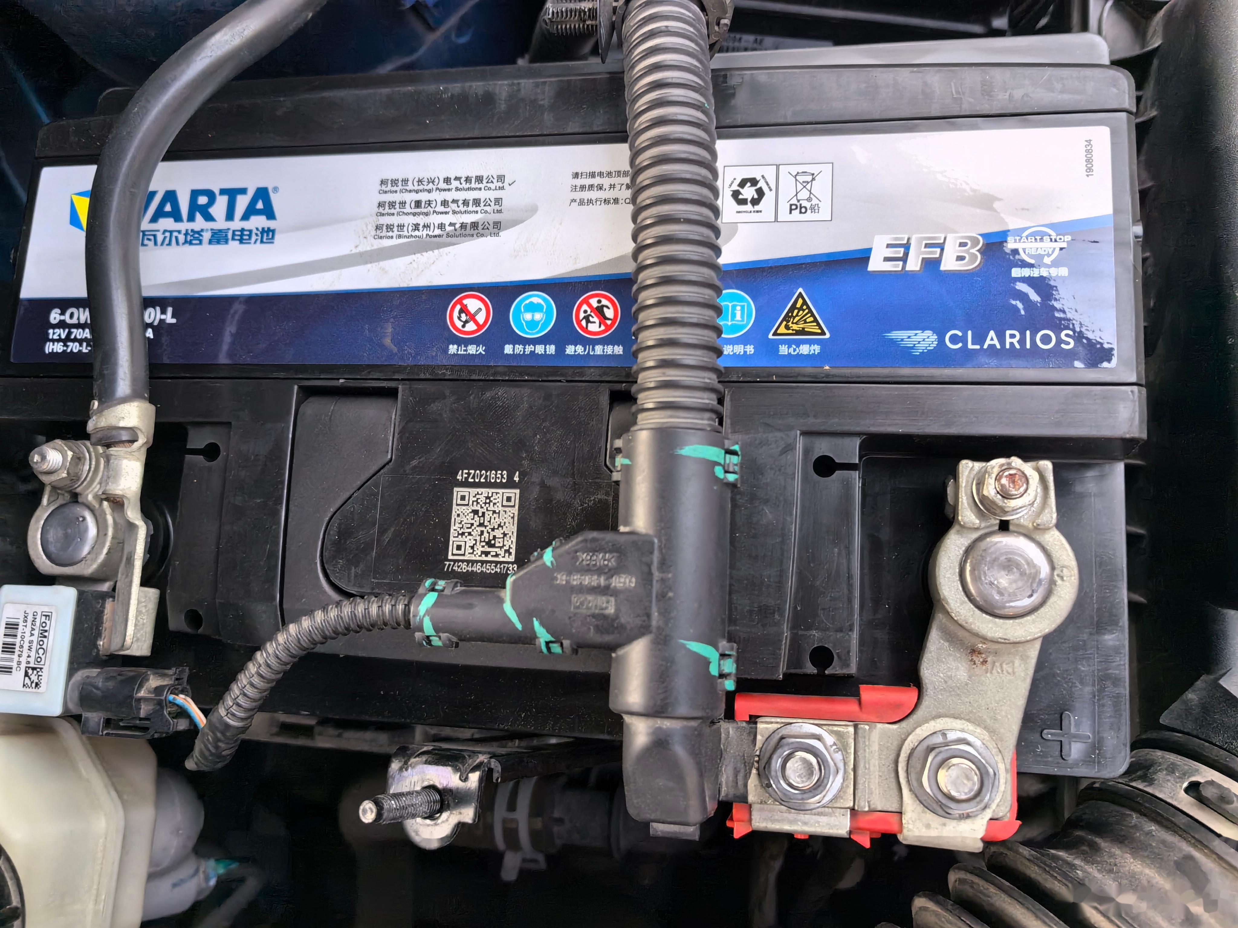 瓦尔塔蓄电池的黄标与蓝标均表现出色,拥有优越的性能和高质量.