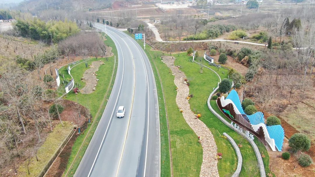 扮靓对外通道 提升城市形象|21个景观绿化节点全部完工 扮靓对外通道 提升城市形象|21个景观绿化节点全部完工