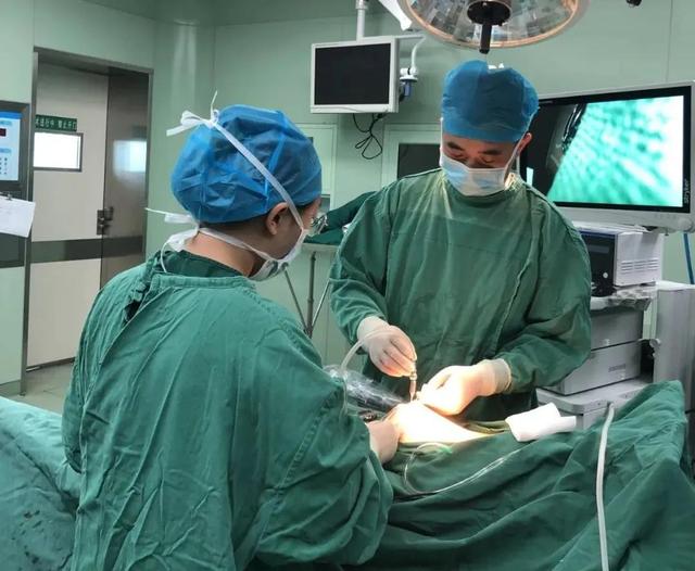 泰安市中心医院胃肠外科主治医师王成亮:心怀热爱,不负白衣荣光