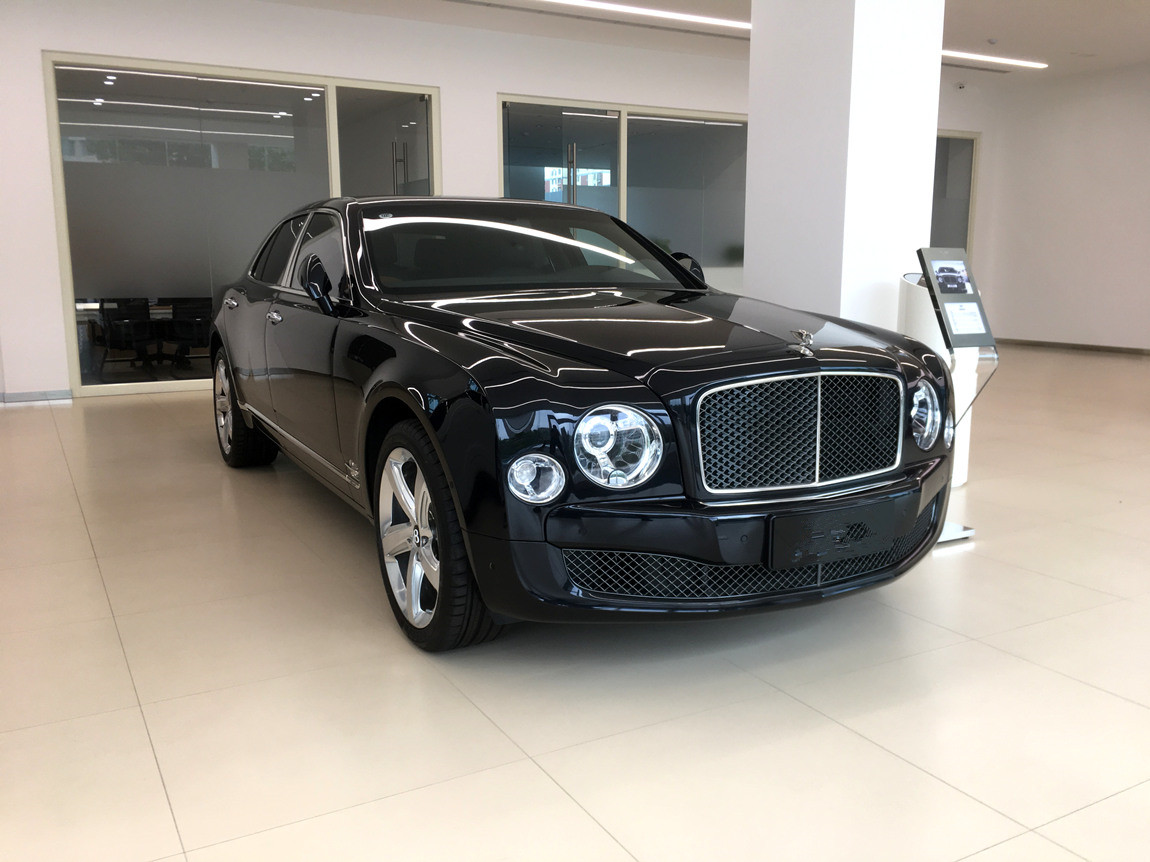 二手车品鉴!2016款宾利慕尚极致版,6.8tv8大排量,裸车超555万