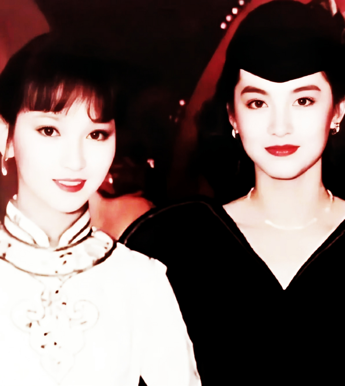 赵雅芝与林青霞合照!小家子出身的jasper,名门贵妇的气质!