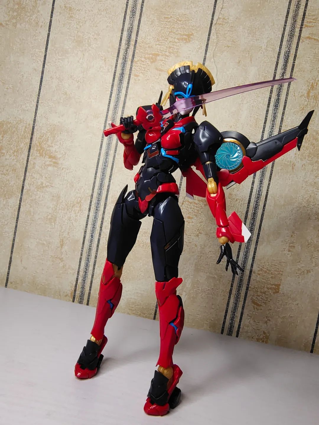 回眸一笑百媚生——千值练风雷模型拼装风刃开箱测评