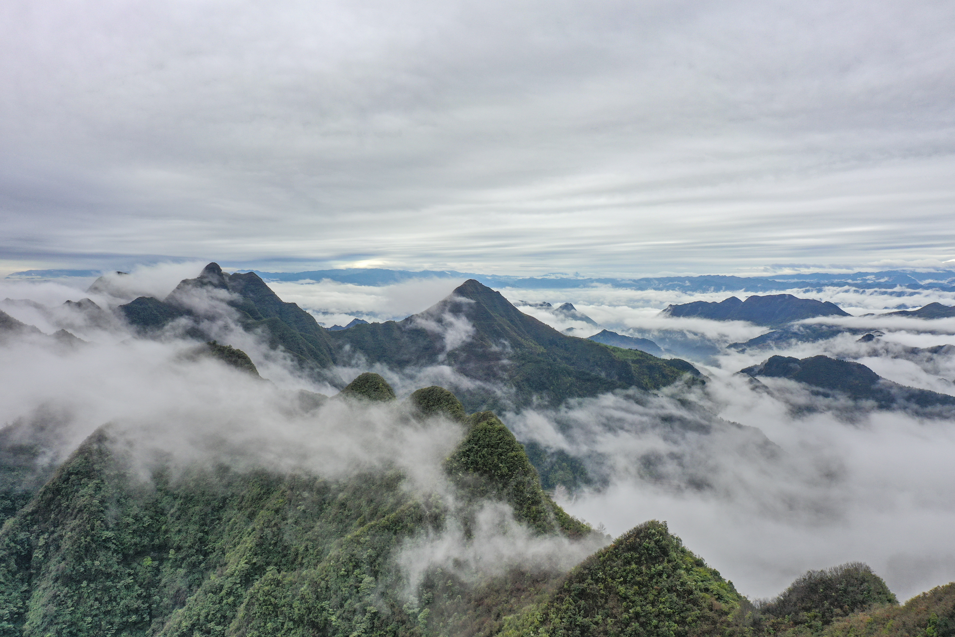 秀山川河盖景区风景图片