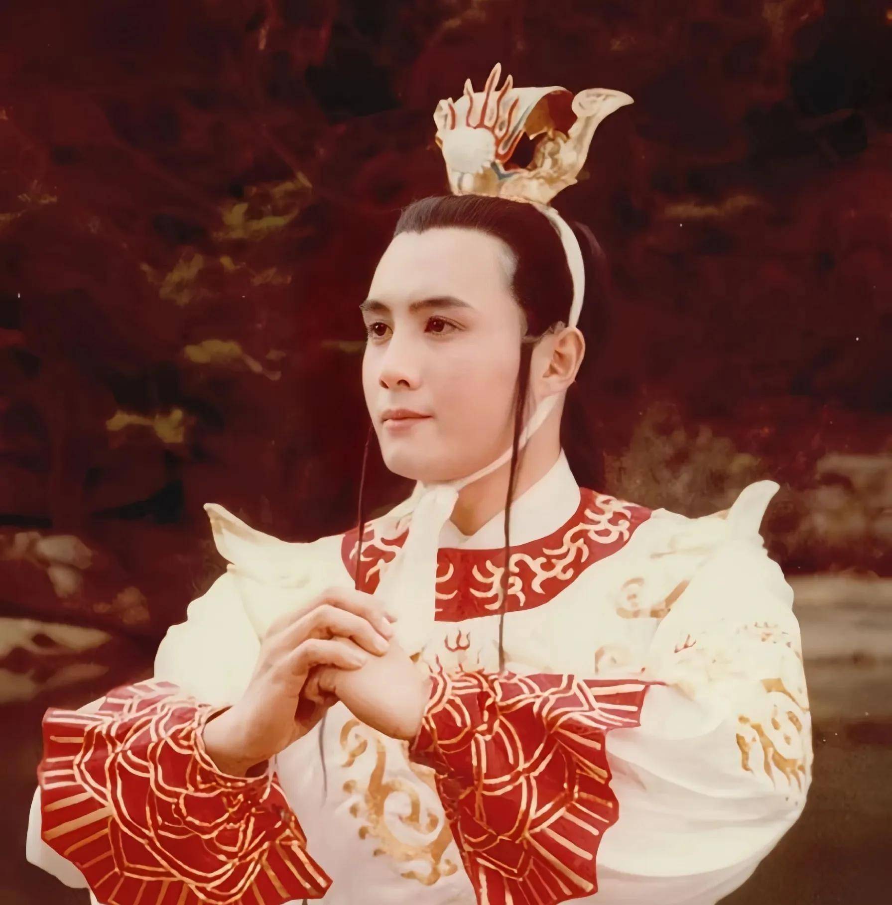 小白龙为什么要吃了唐僧的马?不吃不行吗?他是故意的吗?