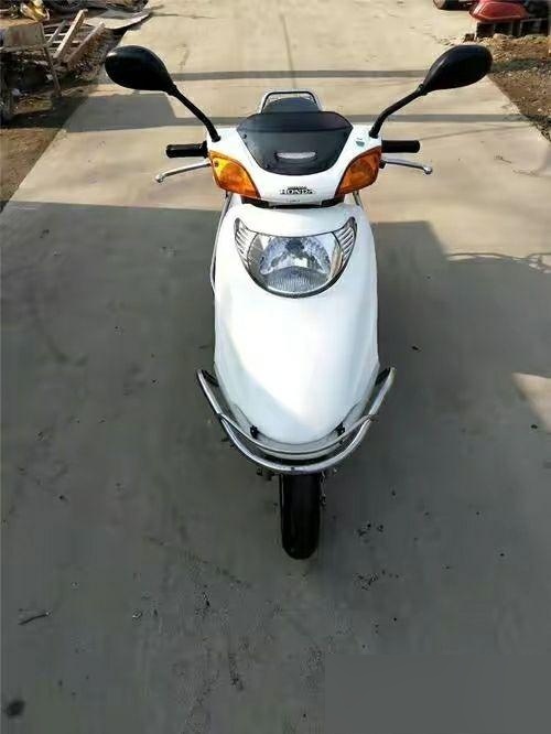 聊聊本田现象级神车:本田小公主scr100