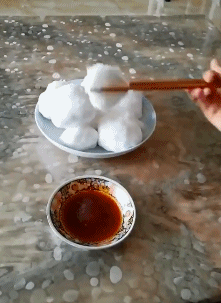 搞笑gif段子:原来电视剧中的武林高手这么来的,哈哈哈