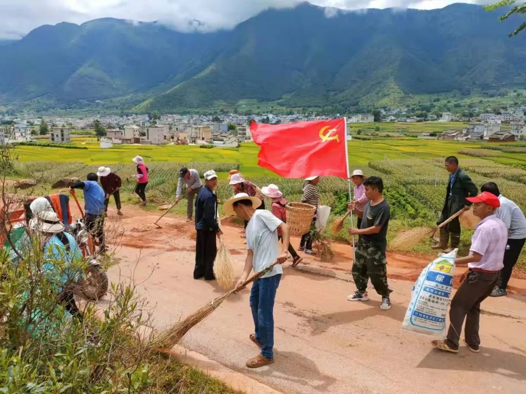 永胜:程海镇抓实五个"一线"提升人居环境