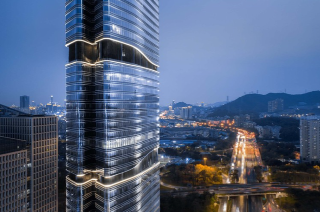 深圳罗湖这次真的火了!水贝国际中心!网友:竹子风格的建筑!