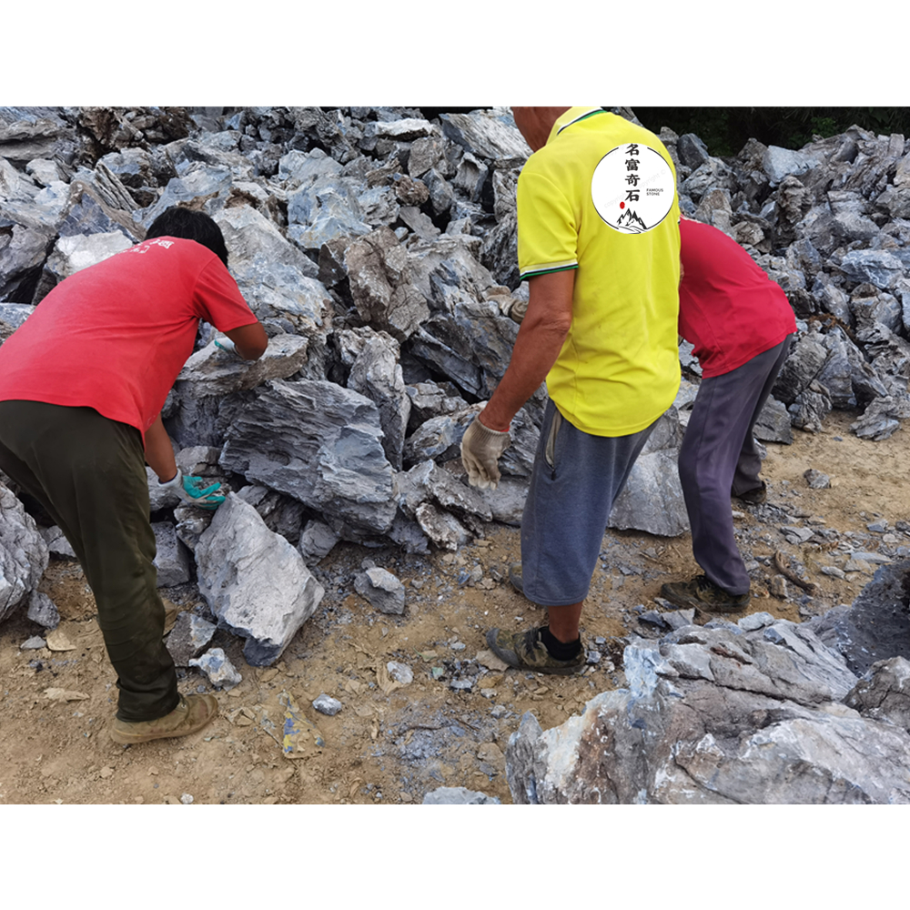 小块英德石图片,叠石人工装车图片,英石假山景观石头