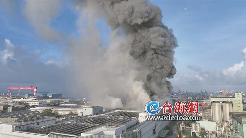 台湾首家超级电池工厂发生爆炸 造成12名员工及3名消防人员受伤送医