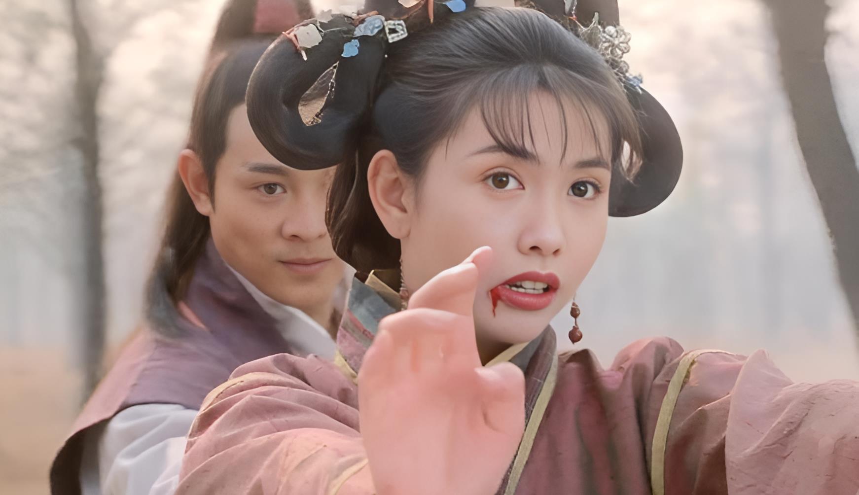 难怪张无忌忘不了小昭,你看她把什么给了无忌?赵敏若知道会翻脸