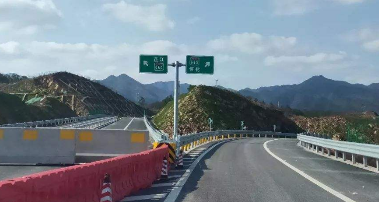 西丽高速是从哪到哪