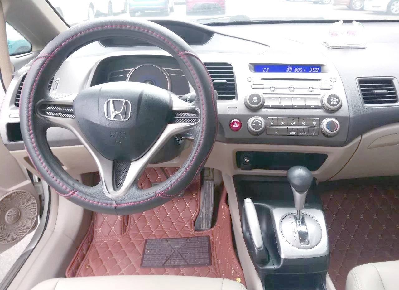 本田思域2009款:多款舒适版车型任你选