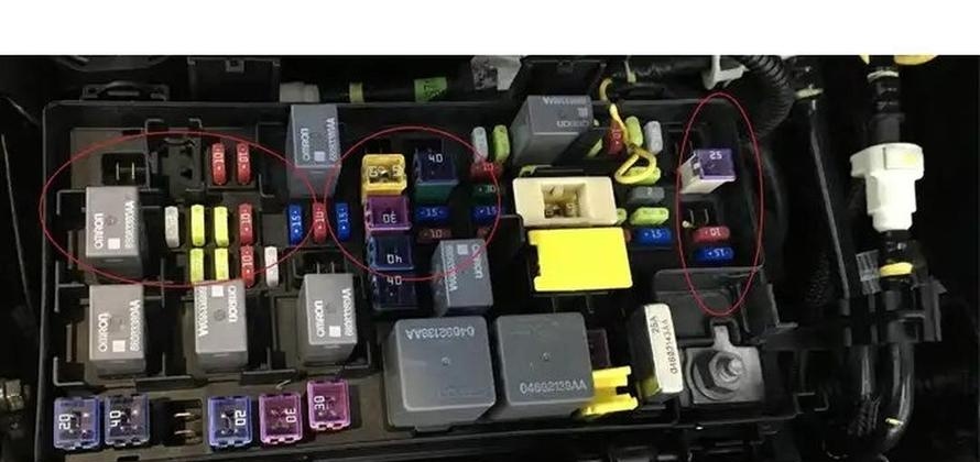 奥迪 a6l 保险丝老是烧