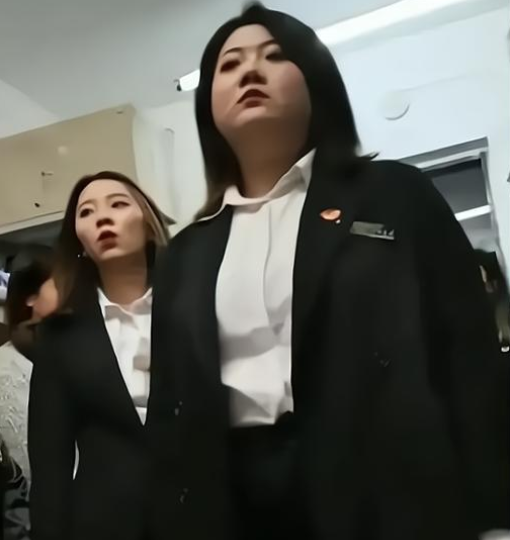 黑龙江嚣张查寝走红,张美玉用行动将"学历歧视"推上风口浪尖