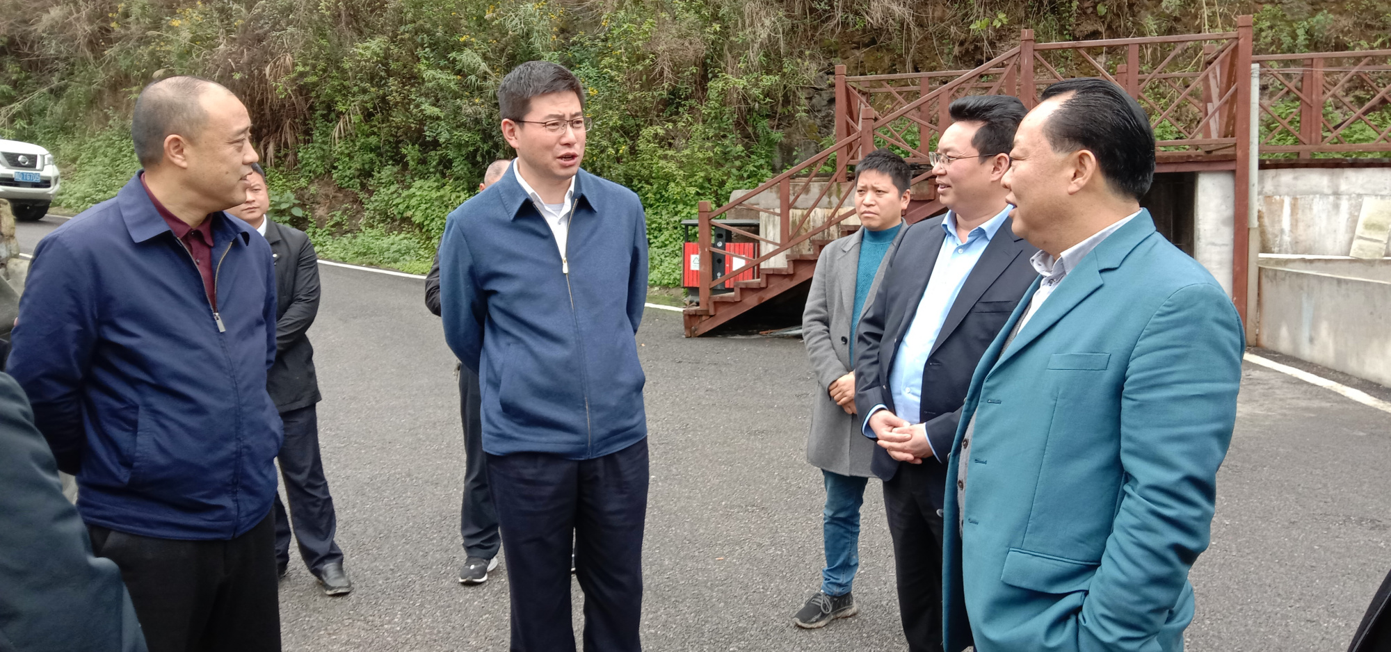 副市长潘攀率市生态渔业发展专班调研组来江调研冷水鱼发展情况