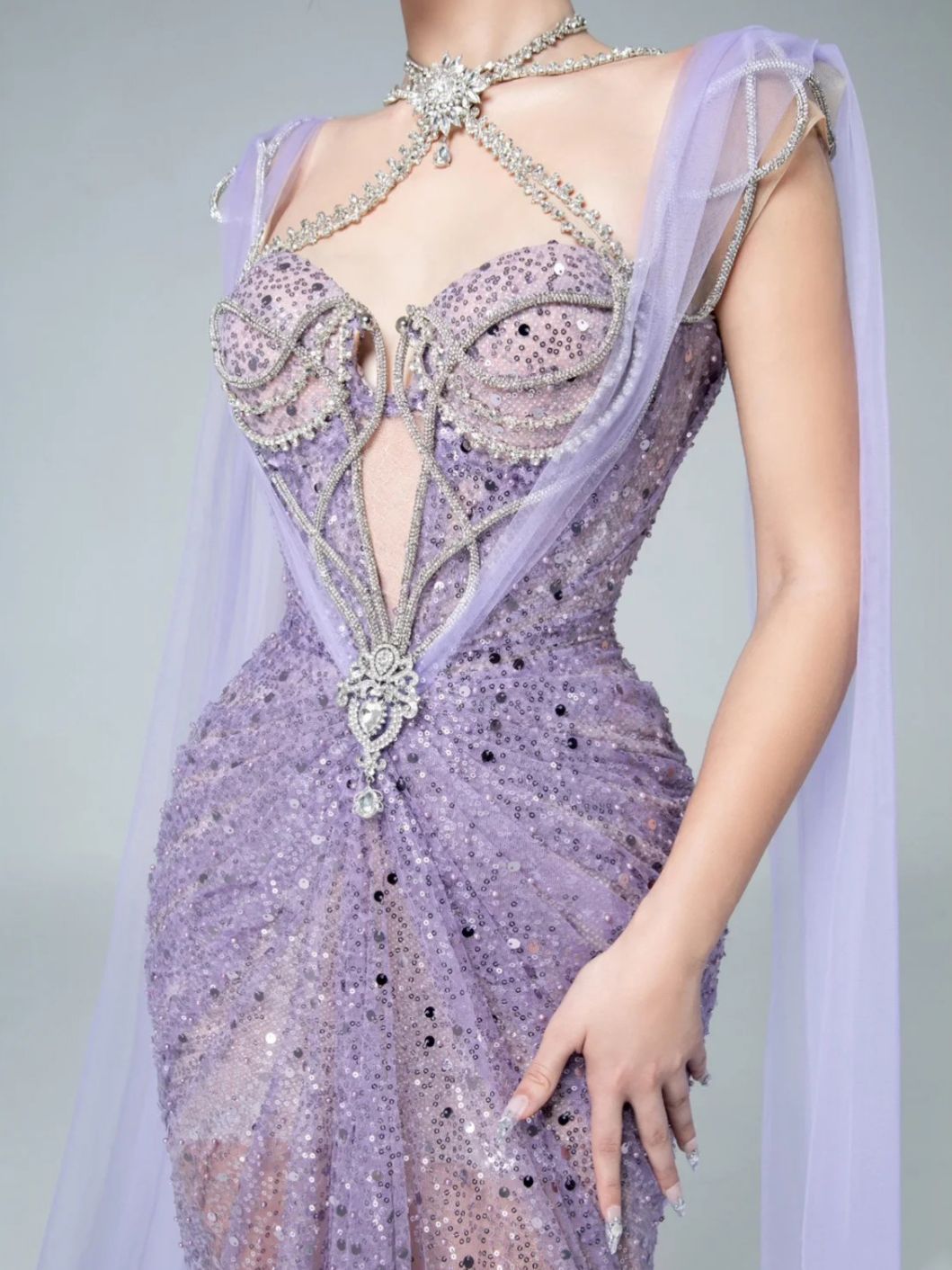 紫色星空人鱼裙挂脖式敬酒服模特走秀晚礼服