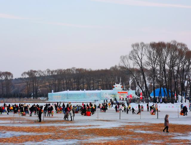 右玉冰雪嘉年华图片