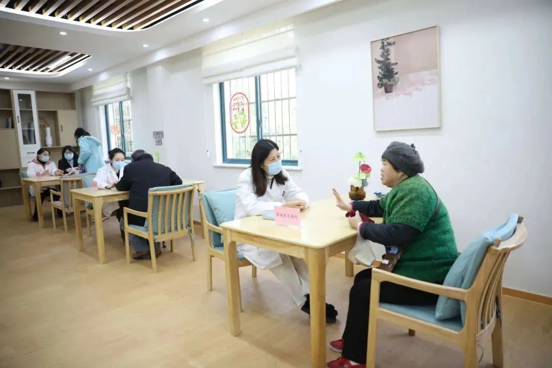 家门口的宝藏中心社区养老一站搞定