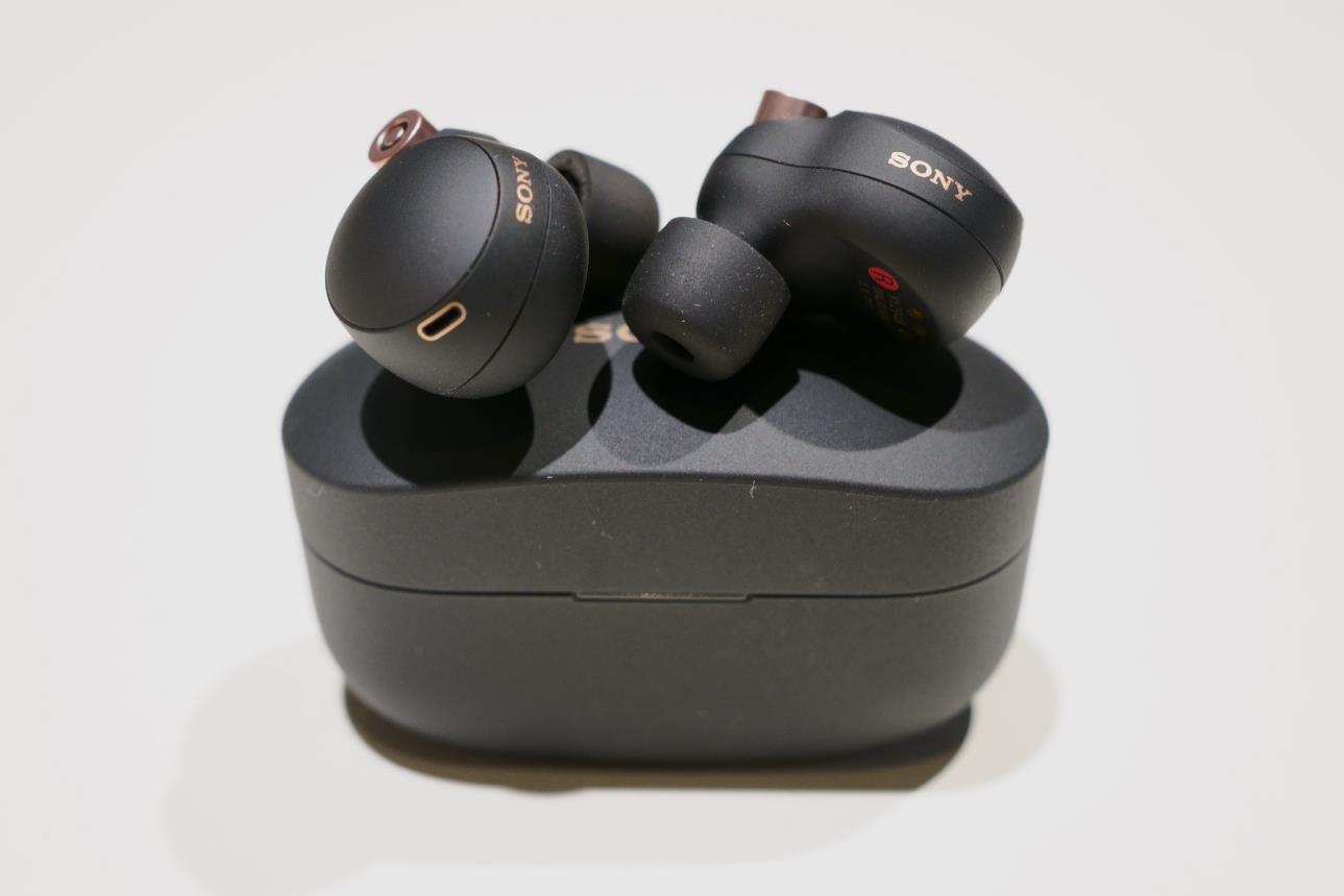 索尼旗舰tws降噪耳机太感人!苹果airpods再见