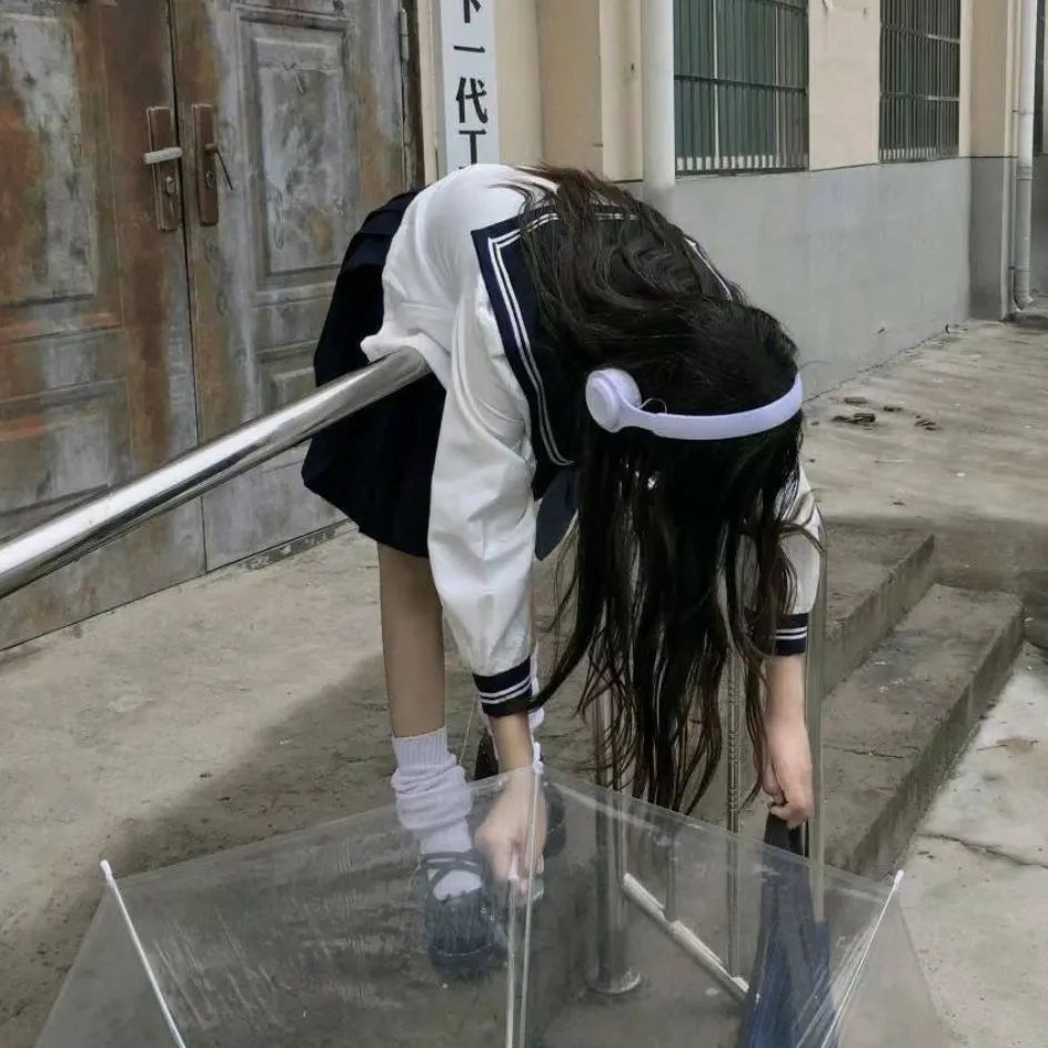 一眼心动的jk女生头像