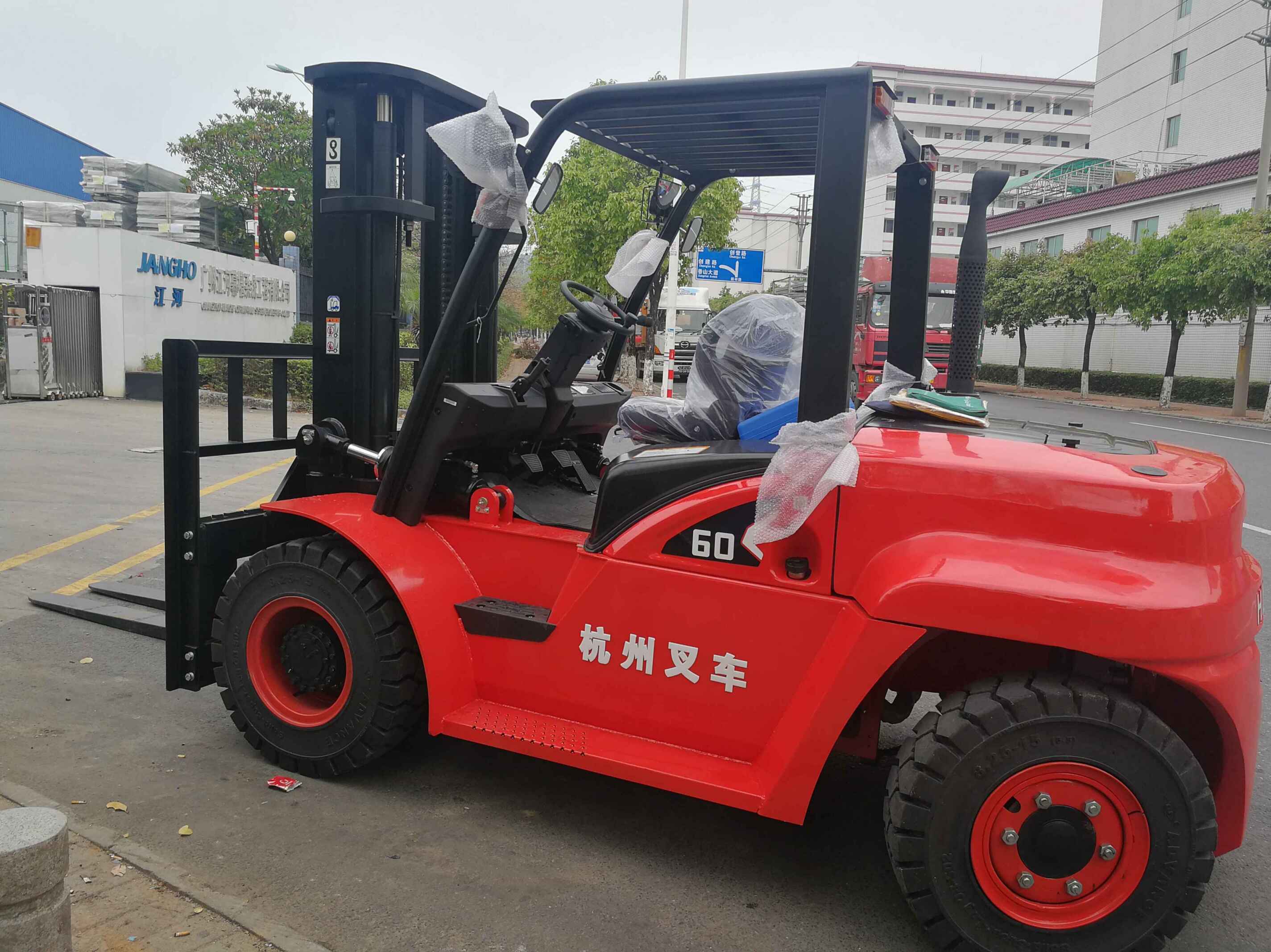 无锡叉车租赁全攻略：从车型选型、价格构成到售后维保，一次讲透