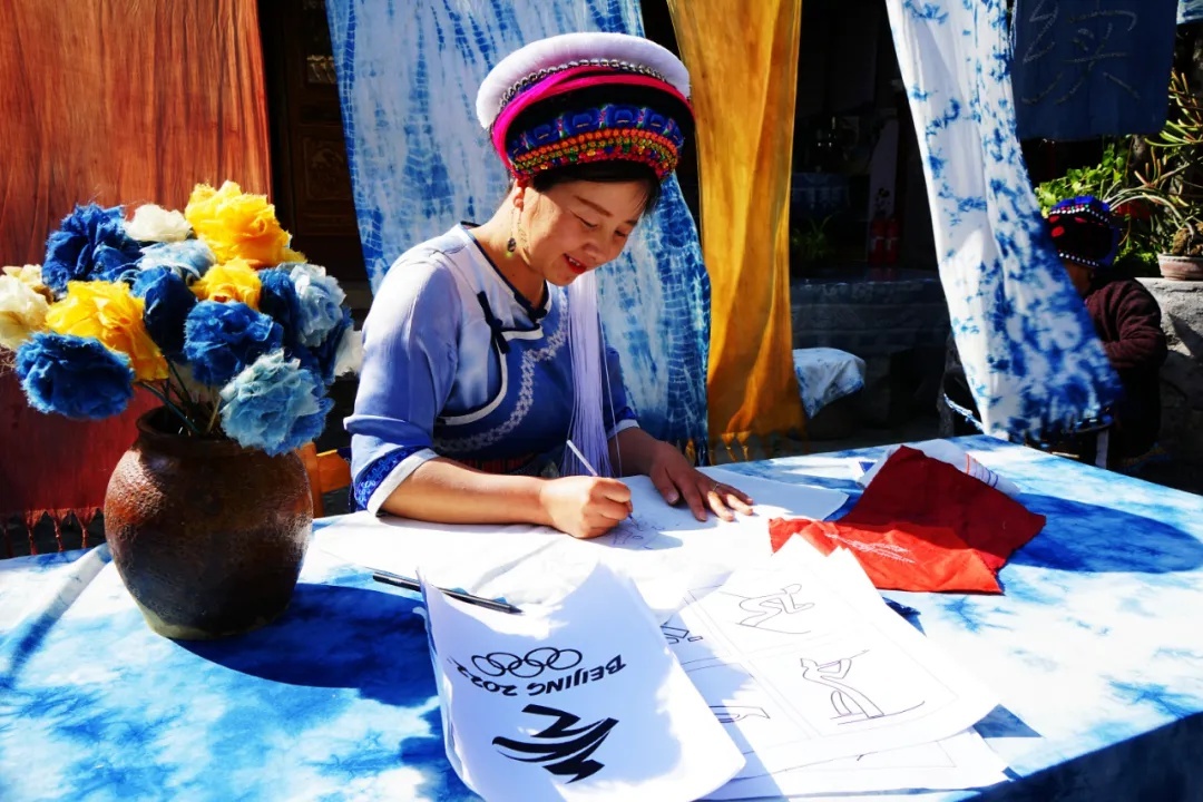 一针一线都是情!大理白族扎染献礼冬奥会