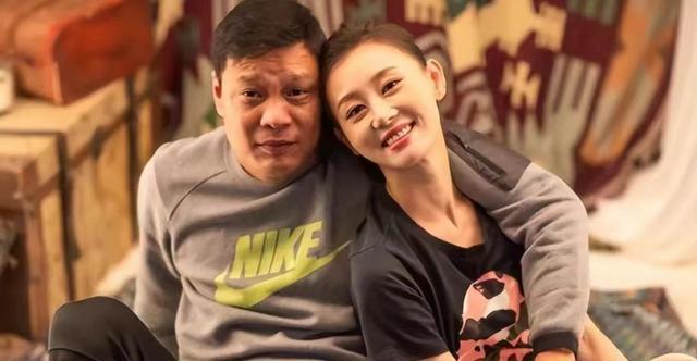 范志毅晒上海豪宅,与47岁女儿被误认爷孙,17岁妻似少女!