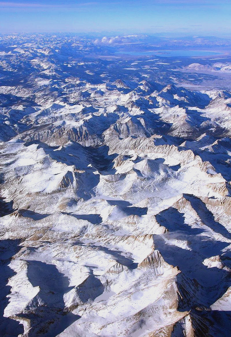 世界各地形地貌大揭秘:探索全球山脉的独特魅力