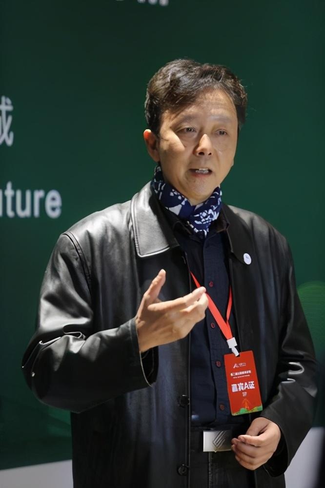 宋建明:通过定制公园城市专属色号,挖掘成都的发展潜力