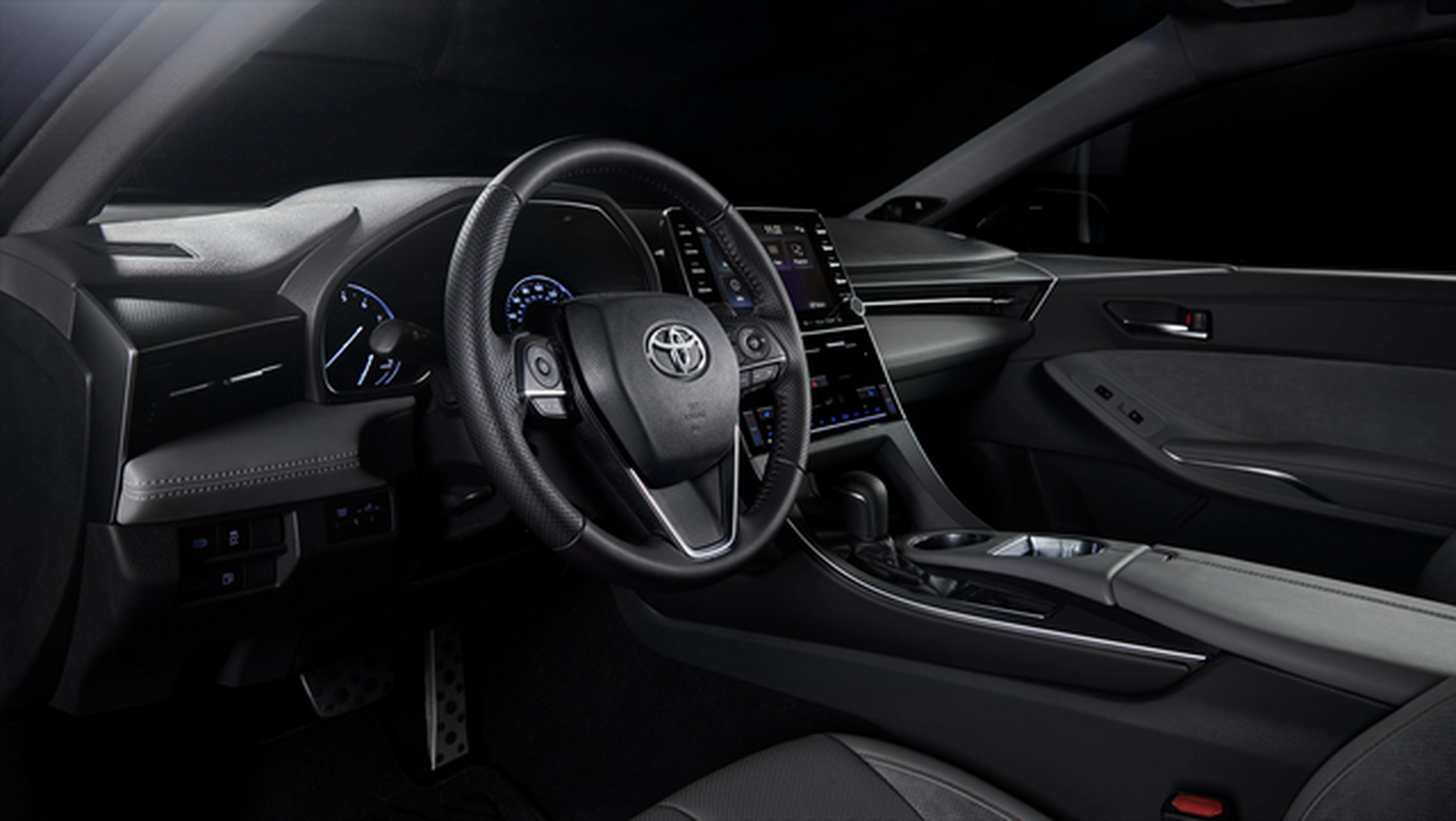 丰田因安全气囊感应器问题,全球召回约112万辆汽车,涉及亚洲龙,凯美瑞