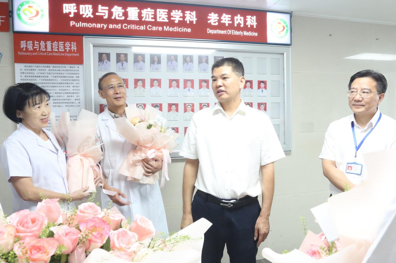 禹敏慰问娄底市中心医院医务工作者代表