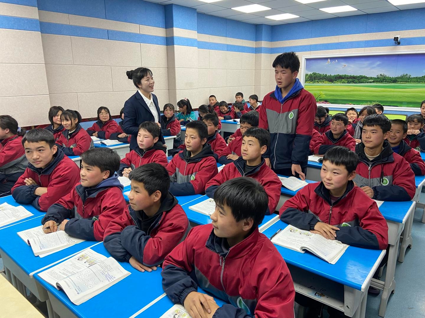 坚守和创新:青年教师已成长为广河四中教师队伍主力军