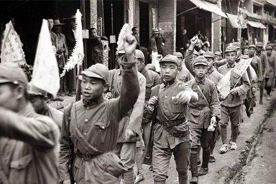 四野50军是起义部队,有将军5人,校官294人,改造是个重大问题