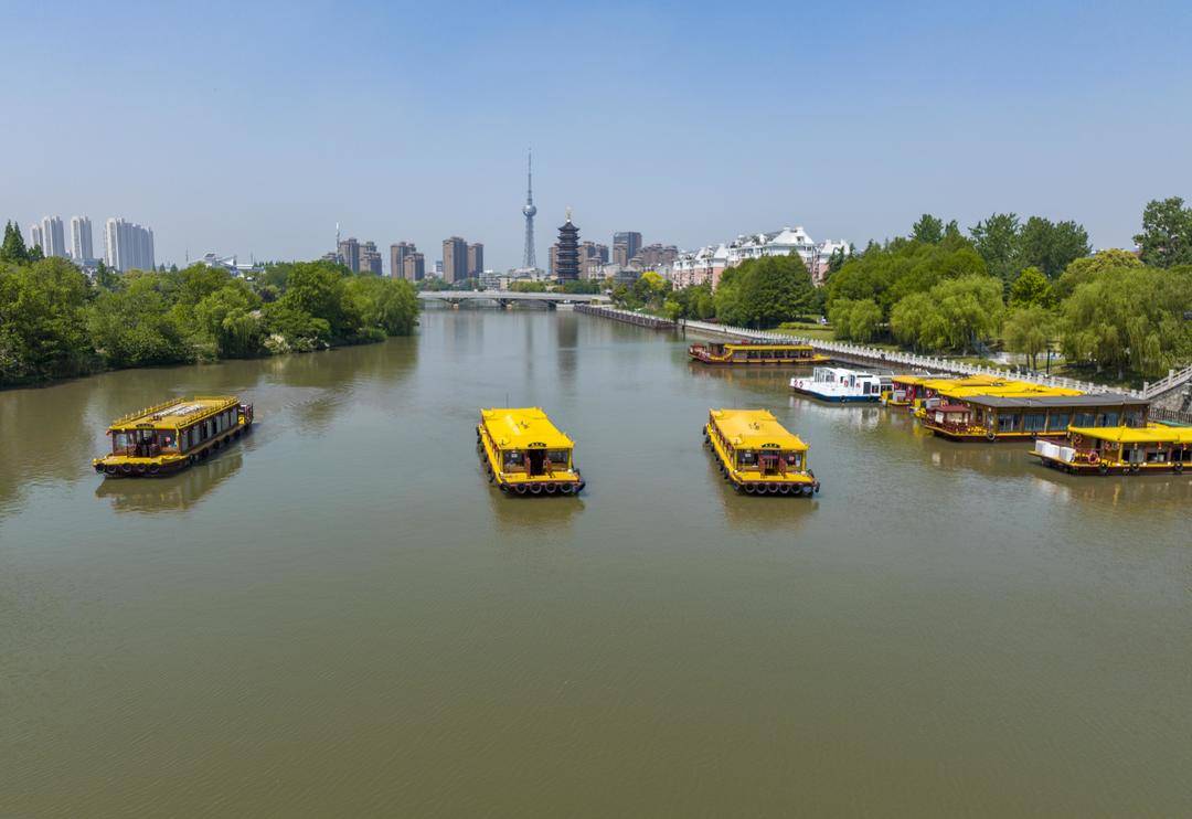 组图|江苏泰州:青春在岗位上绽放