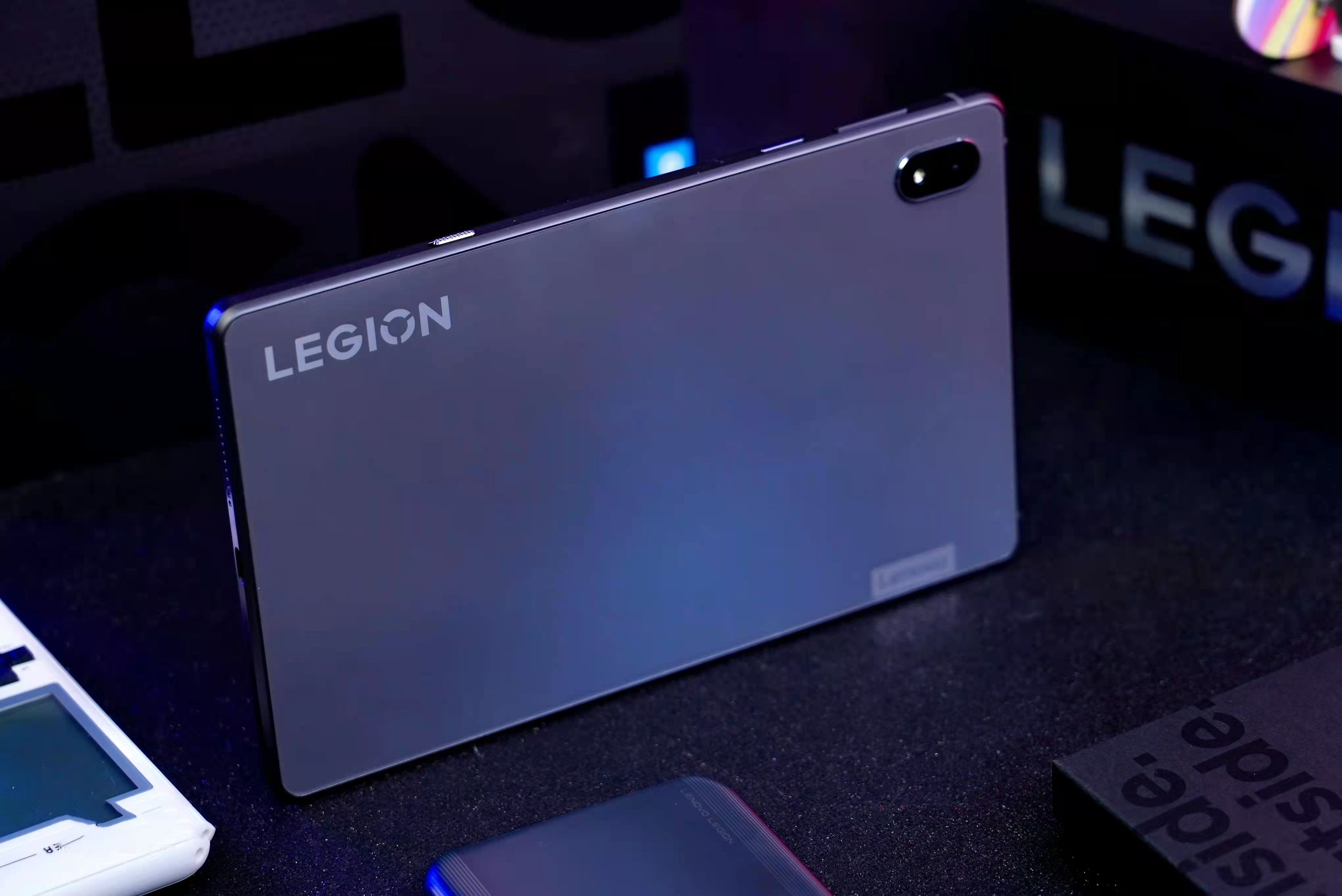 拯救者y700体验:游戏平板中的扛把子