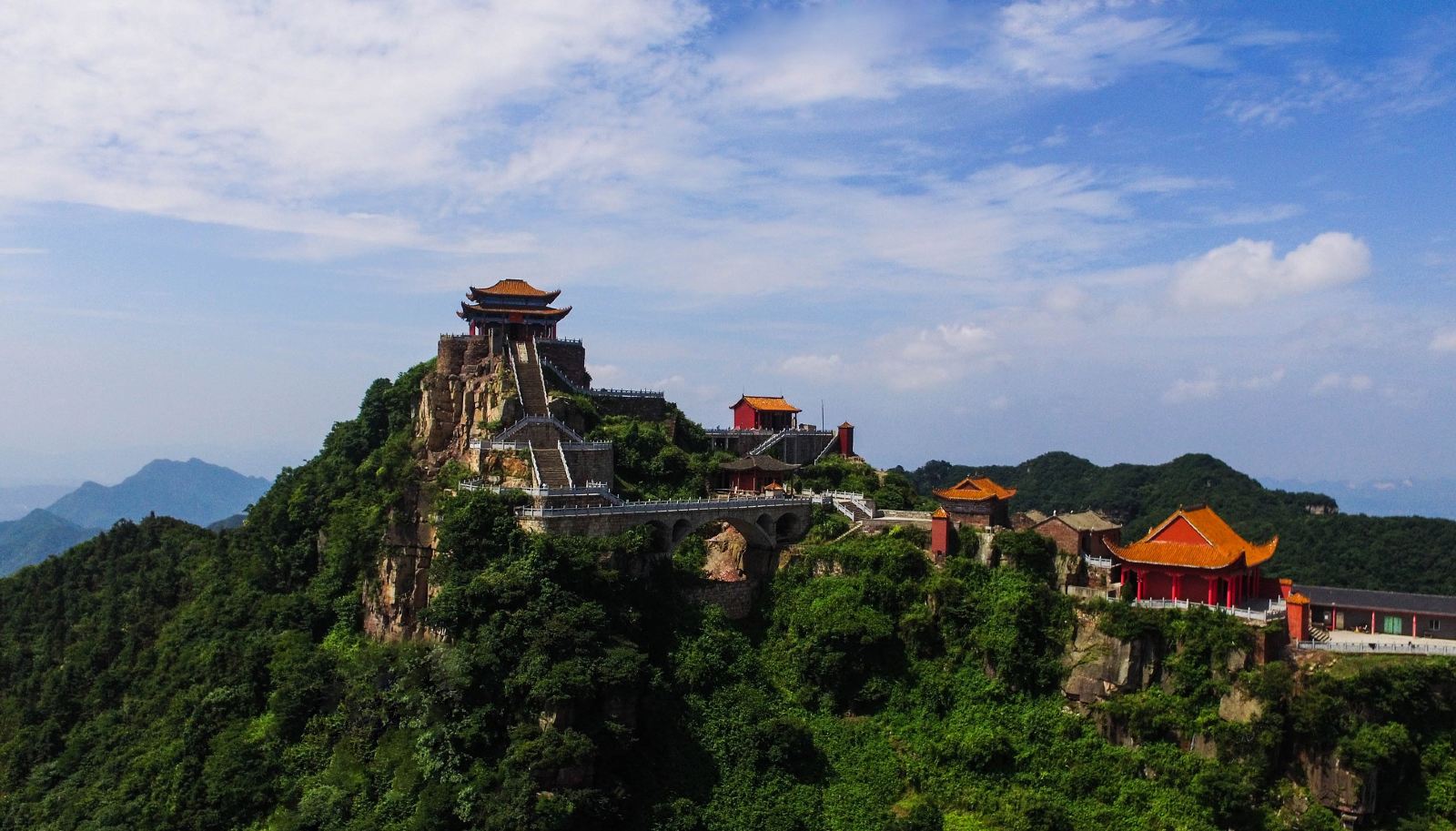 张家界自由行旅游攻略最详细,到张家界怎么玩?
