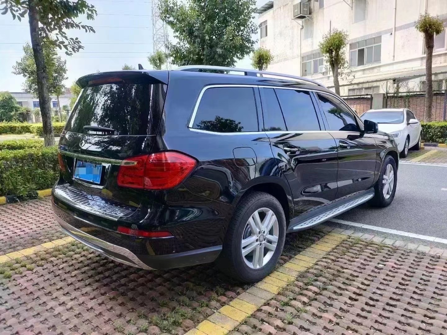 16款奔驰gl350仅售23万,柴油发动机,节能环保,更是省油利器