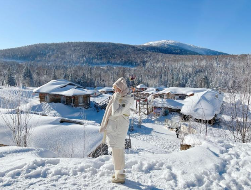 哈尔滨(雪乡)美女导游每年回头客800人,用实力证明美景出美人