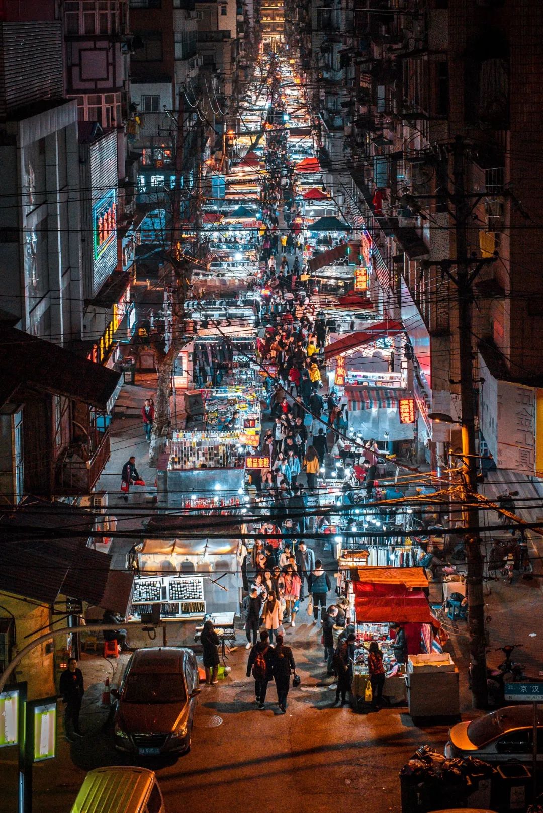 我愿称这里为乌鲁木齐夜市之神!
