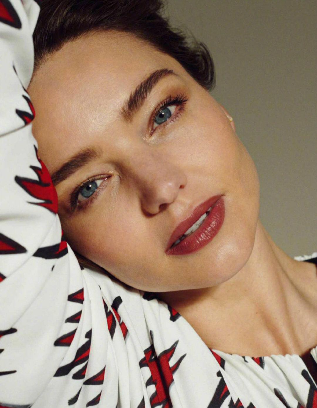 miranda kerr时尚大片 辣妈超模魅力不减