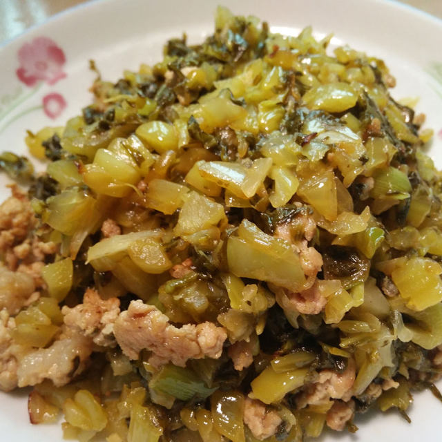 酸菜炒肉末,酸爽过瘾,可口下饭