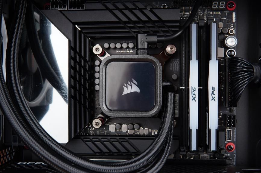 i7-13700k rtx4070ti 美商海盗船icue 5000d airflow黑紫装机展示