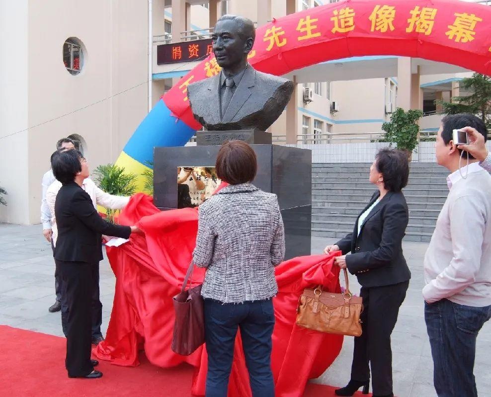 定海五中:启青春文化 育时代少年